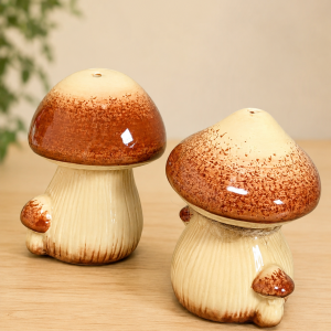 Mushroom Salt & Pepper Shaker Set | Cottagecore Kitchen Décor