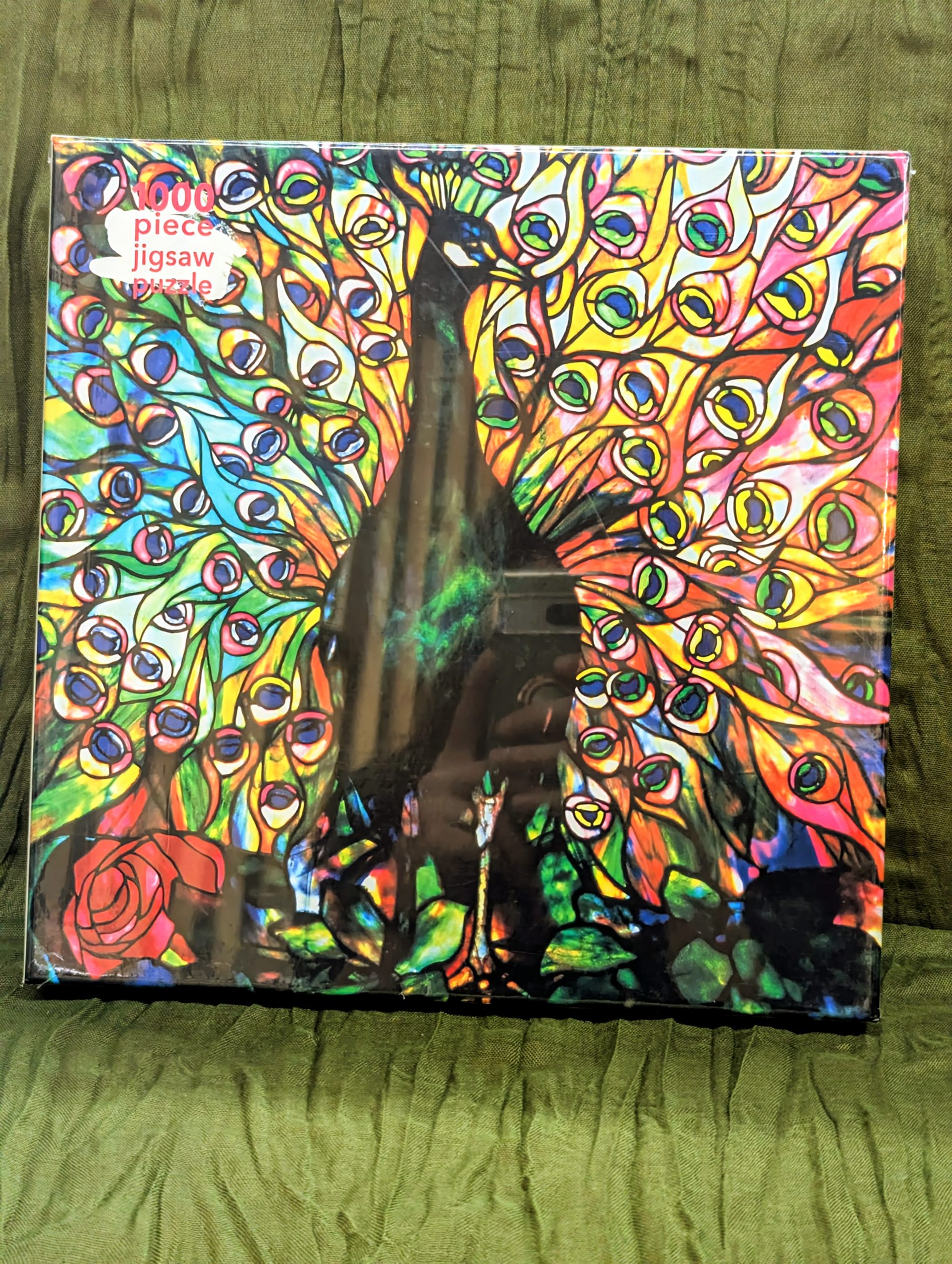 Colorful Peacock 1000-Piece Puzzle | Adult Jigsaw Puzzle - Image 5